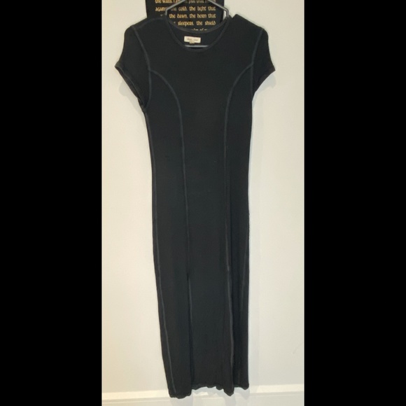 Grey Short Sleeve Dress - Picture 2 of 4